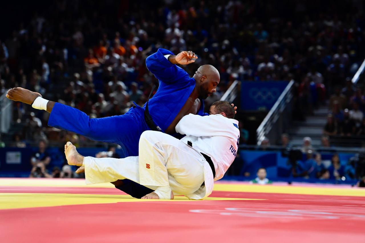 Teddy Riner (judo), médaille d'or en + 100 kg