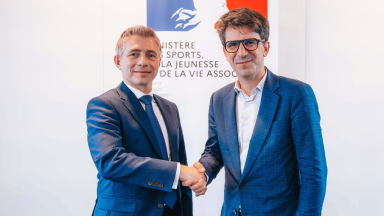 Mardi 3 décembre, Gil Avérous, ministre des Sports, de la Jeunesse et de la Vie associative, a confié une mission sur les grands stades à l’association Territoires d’Evènements Sportifs (TES) à l’occasion d’un échange avec son président, Mathieu Hanotin, maire de Saint-Denis et président de Plaine Commune.